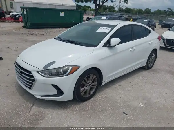 5NPD84LF0HH161884 2017 HYUNDAI ELANTRA - Image 2