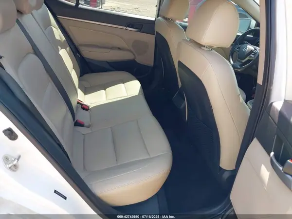 5NPD84LF0HH162985 2017 HYUNDAI ELANTRA - Image 8