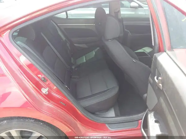 5NPD84LF0HH166101 2017 HYUNDAI ELANTRA - Image 8