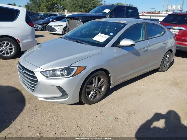 5NPD84LF0HH168169 2017 HYUNDAI ELANTRA - Image 2