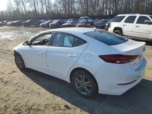 5NPD84LF0HH173243 2017 HYUNDAI ELANTRA - Image 2