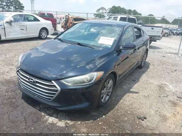 5NPD84LF0HH177776 2017 HYUNDAI ELANTRA - Image 2