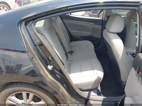 5NPD84LF0HH177776 2017 HYUNDAI ELANTRA - Image 8