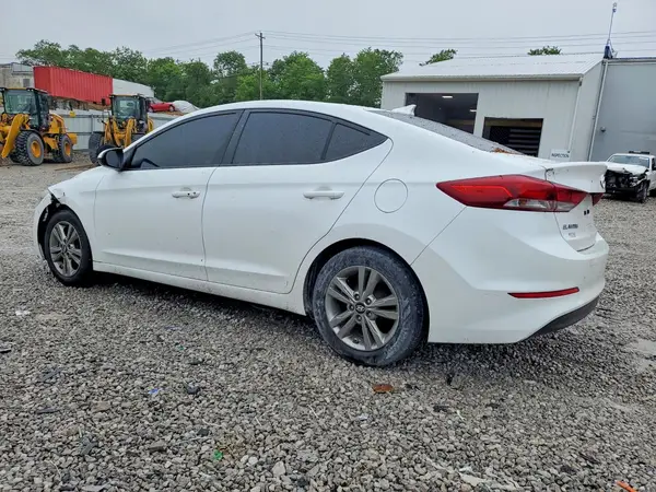 5NPD84LF0HH185280 2017 HYUNDAI ELANTRA - Image 2