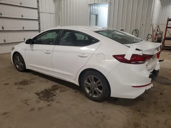 5NPD84LF0HH185473 2017 HYUNDAI ELANTRA - Image 2