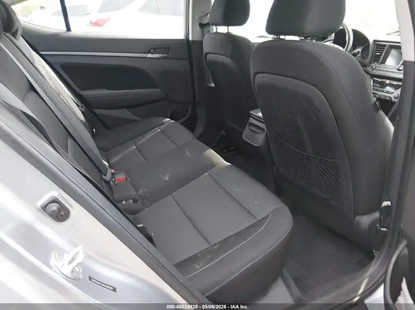 5NPD84LF0HH186994 2017 HYUNDAI ELANTRA - Image 8