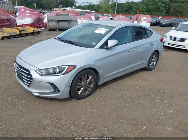 5NPD84LF0HH187255 2017 HYUNDAI ELANTRA - Image 2