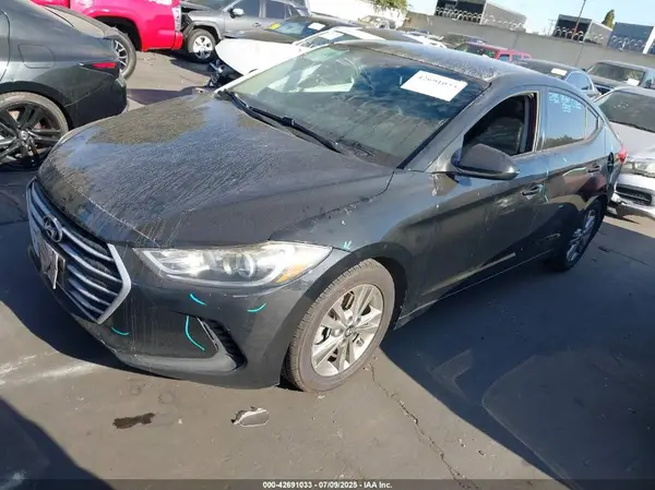 5NPD84LF0HH187630 2017 HYUNDAI ELANTRA - Image 2