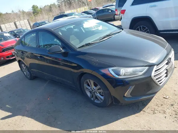 5NPD84LF0HH191239 2017 HYUNDAI ELANTRA - Image 1