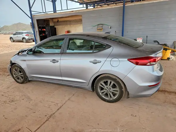 5NPD84LF0HH193492 2017 HYUNDAI ELANTRA - Image 2