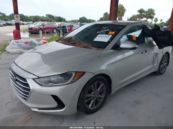 5NPD84LF0HH197395 2017 HYUNDAI ELANTRA - Image 2