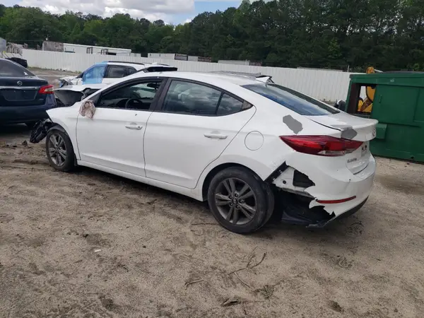 5NPD84LF0HH206631 2017 HYUNDAI ELANTRA - Image 2