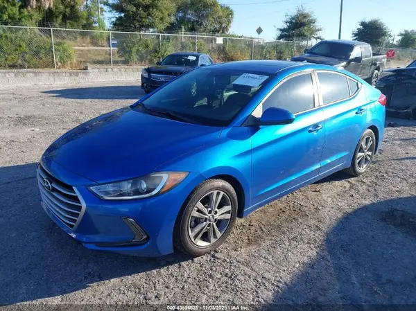 5NPD84LF0HH209593 2017 HYUNDAI ELANTRA - Image 2