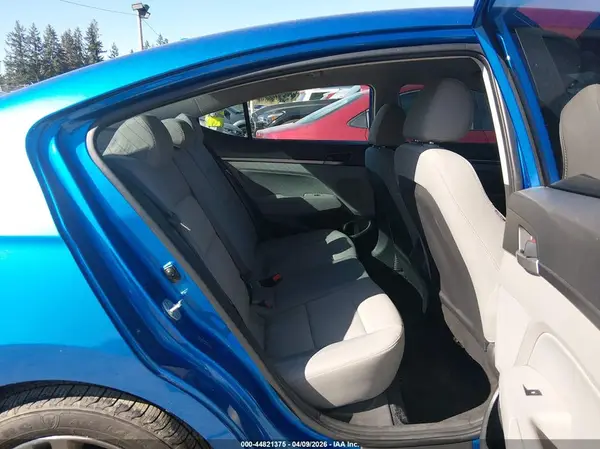 5NPD84LF0HH210324 2017 HYUNDAI ELANTRA - Image 8