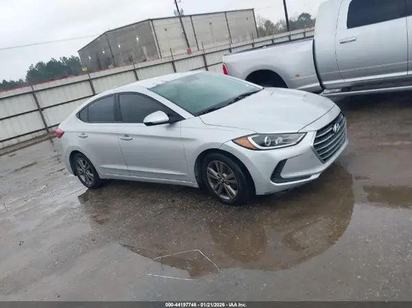 5NPD84LF0HH211487 2017 HYUNDAI ELANTRA - Image 1