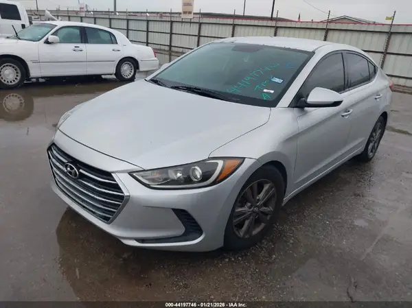5NPD84LF0HH211487 2017 HYUNDAI ELANTRA - Image 2