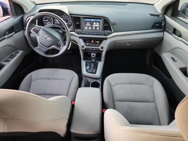 5NPD84LF0JH214427 2018 HYUNDAI ELANTRA - Image 8