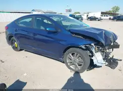 5NPD84LF0JH215285 2018 HYUNDAI ELANTRA