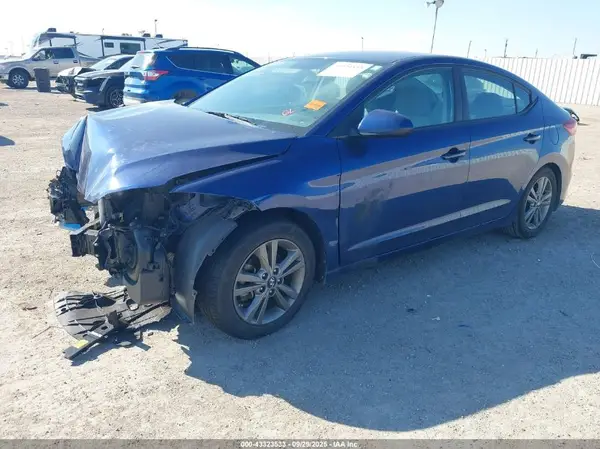 5NPD84LF0JH215285 2018 HYUNDAI ELANTRA - Image 2