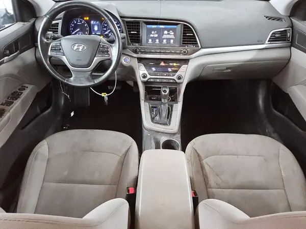 5NPD84LF0JH215304 2018 HYUNDAI ELANTRA - Image 8
