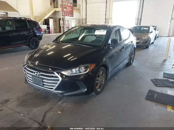 5NPD84LF0JH215514 2018 HYUNDAI ELANTRA - Image 2