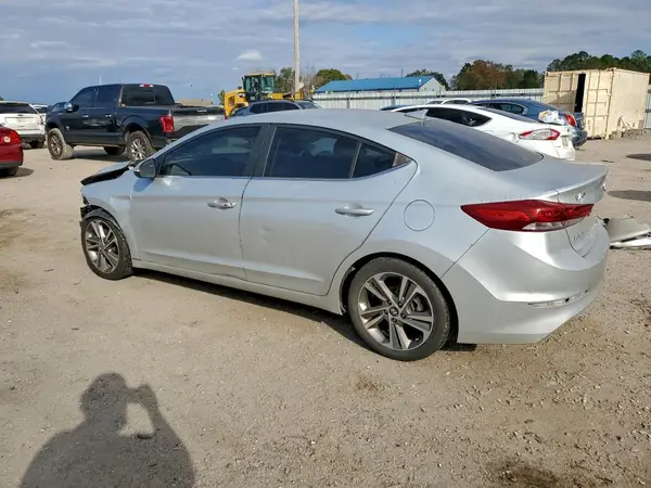 5NPD84LF0JH218476 2018 HYUNDAI ELANTRA - Image 2