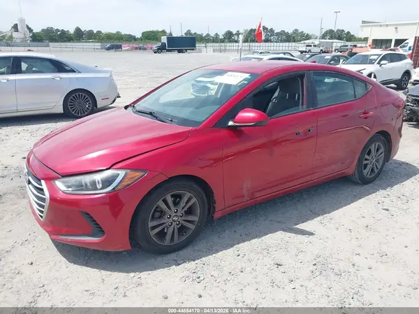 5NPD84LF0JH219949 2018 HYUNDAI ELANTRA - Image 2