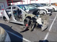 5NPD84LF0JH220261 2018 HYUNDAI ELANTRA