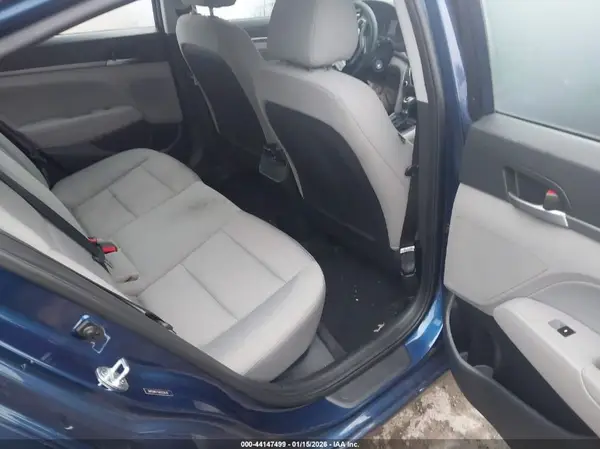 5NPD84LF0JH223676 2018 HYUNDAI ELANTRA - Image 8