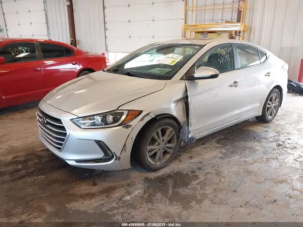 5NPD84LF0JH225542 2018 HYUNDAI ELANTRA - Image 2
