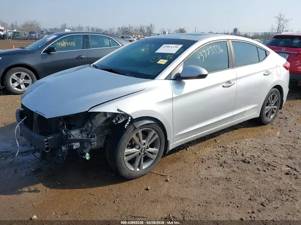 5NPD84LF0JH230952 2018 HYUNDAI ELANTRA - Image 2