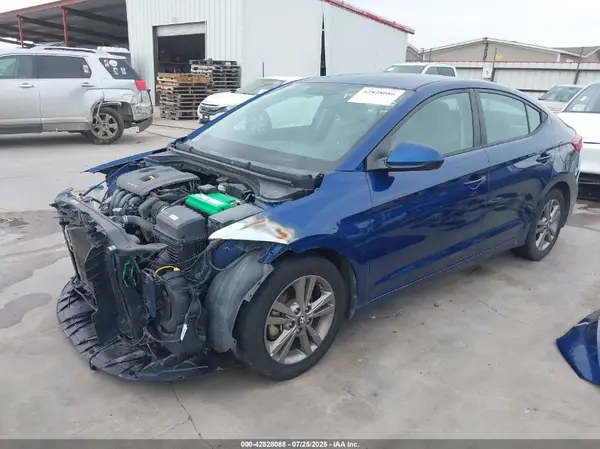 5NPD84LF0JH236797 2018 HYUNDAI ELANTRA - Image 2