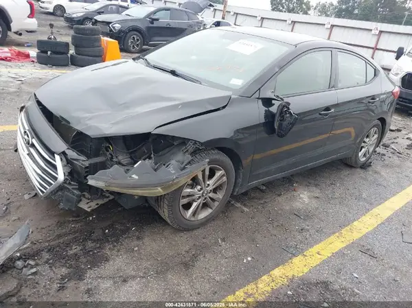 5NPD84LF0JH236931 2018 HYUNDAI ELANTRA - Image 2