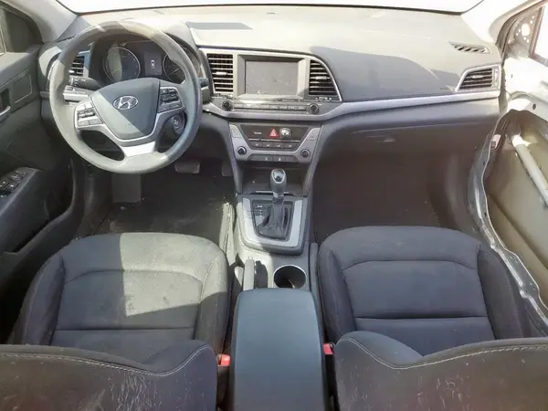 5NPD84LF0JH237982 2018 HYUNDAI ELANTRA - Image 8