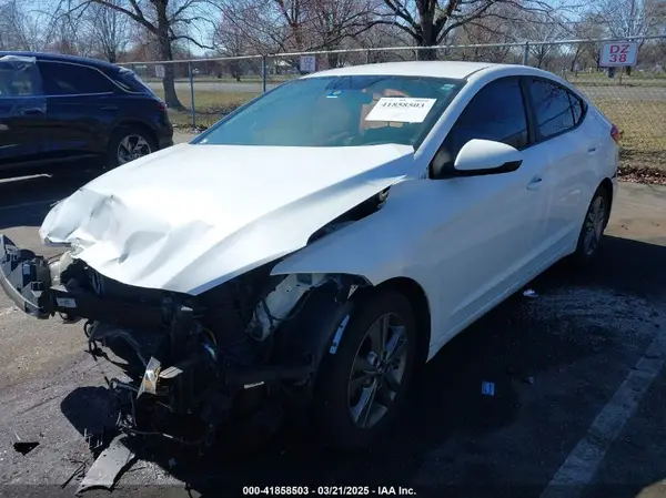 5NPD84LF0JH238100 2018 HYUNDAI ELANTRA - Image 2