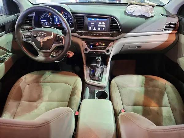 5NPD84LF0JH238307 2018 HYUNDAI ELANTRA - Image 8