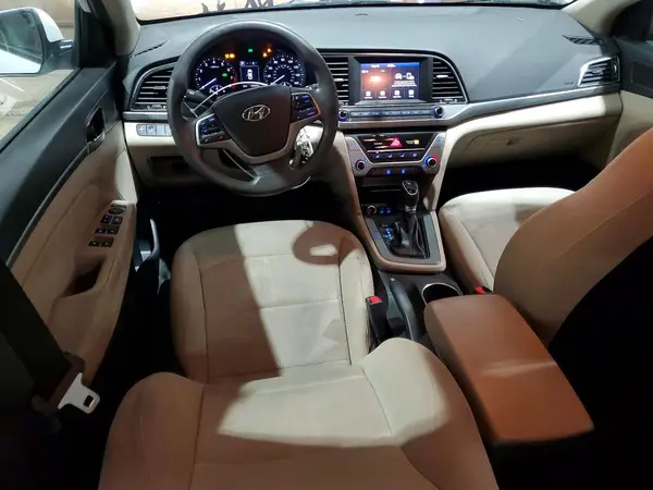 5NPD84LF0JH239103 2018 HYUNDAI ELANTRA - Image 8