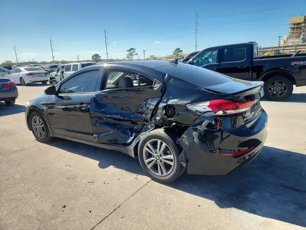 5NPD84LF0JH239618 2018 HYUNDAI ELANTRA - Image 2