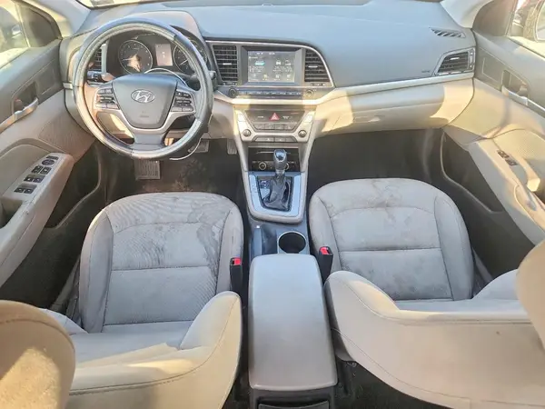 5NPD84LF0JH240638 2018 HYUNDAI ELANTRA - Image 8