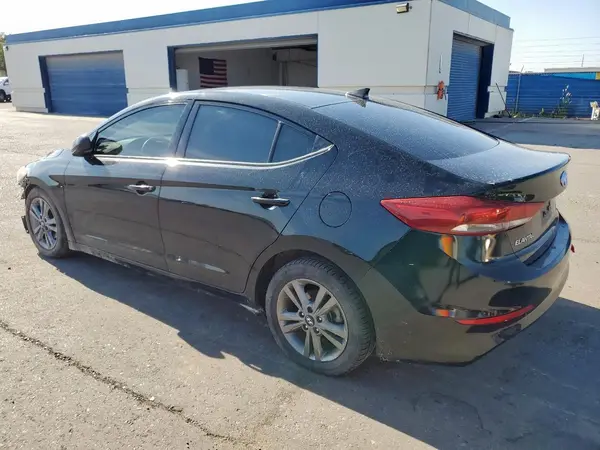 5NPD84LF0JH242924 2018 HYUNDAI ELANTRA - Image 2