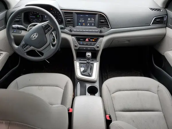 5NPD84LF0JH243247 2018 HYUNDAI ELANTRA - Image 8