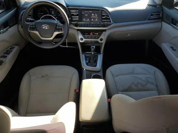 5NPD84LF0JH243880 2018 HYUNDAI ELANTRA - Image 8
