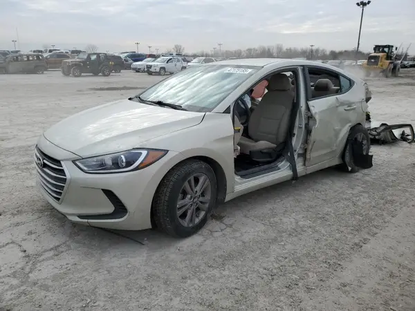 5NPD84LF0JH246813 2018 HYUNDAI ELANTRA - Image 1