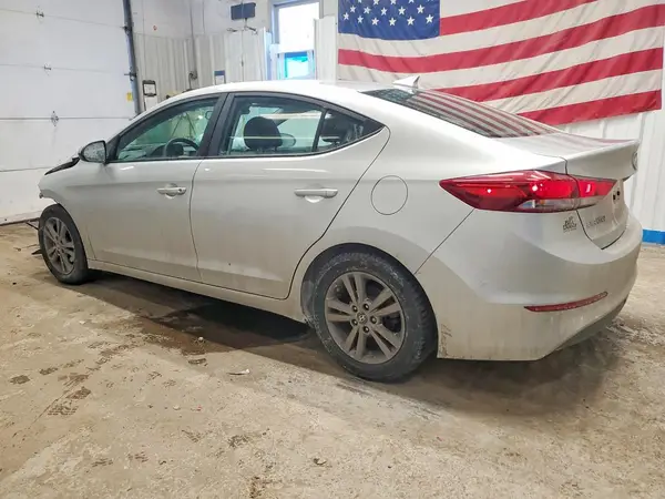 5NPD84LF0JH247282 2018 HYUNDAI ELANTRA - Image 2