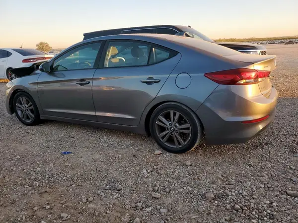5NPD84LF0JH247315 2018 HYUNDAI ELANTRA - Image 2