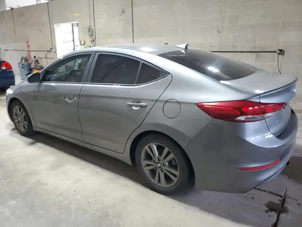 5NPD84LF0JH247900 2018 HYUNDAI ELANTRA - Image 2