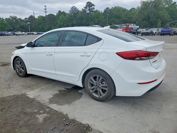 5NPD84LF0JH250683 2018 HYUNDAI ELANTRA - Image 2