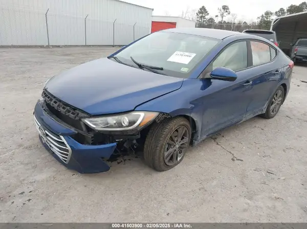 5NPD84LF0JH250702 2018 HYUNDAI ELANTRA - Image 2