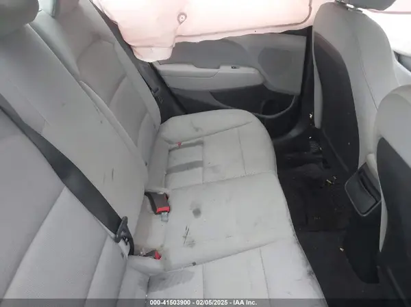 5NPD84LF0JH250702 2018 HYUNDAI ELANTRA - Image 8