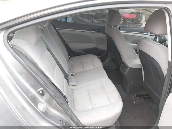 5NPD84LF0JH250943 2018 HYUNDAI ELANTRA - Image 8